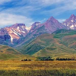 Mount Aragats North Summit hike from Kari Lake