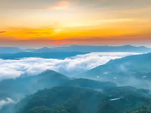 Cloudy sunset over the tea plantations.