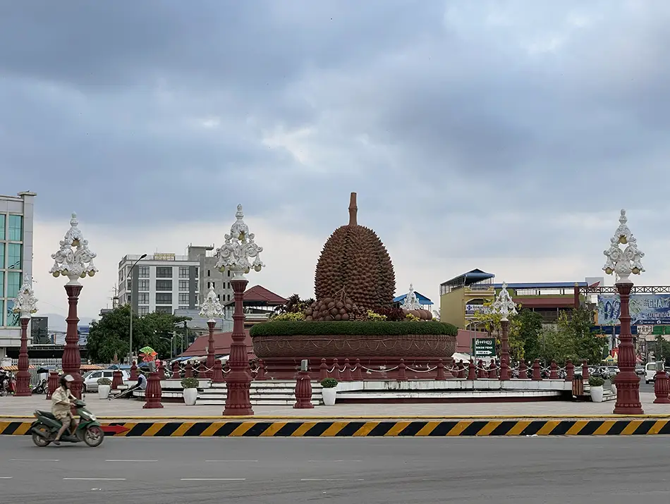 Durian monument stands at the center of Kampot’s main town roundabout.