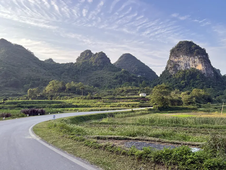 Roadside views on the way to Ban Gioc from Cao Bang.
