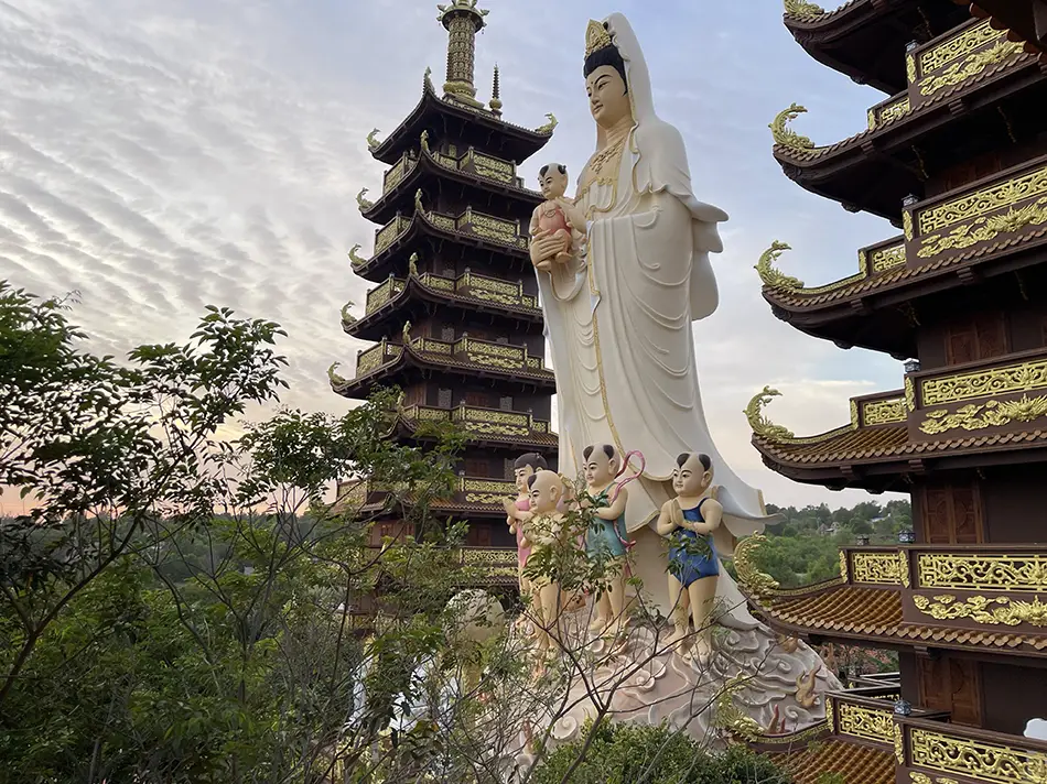 Chua Thien Quang pagoda in Mui Ne offering cultural highlight beyond beaches